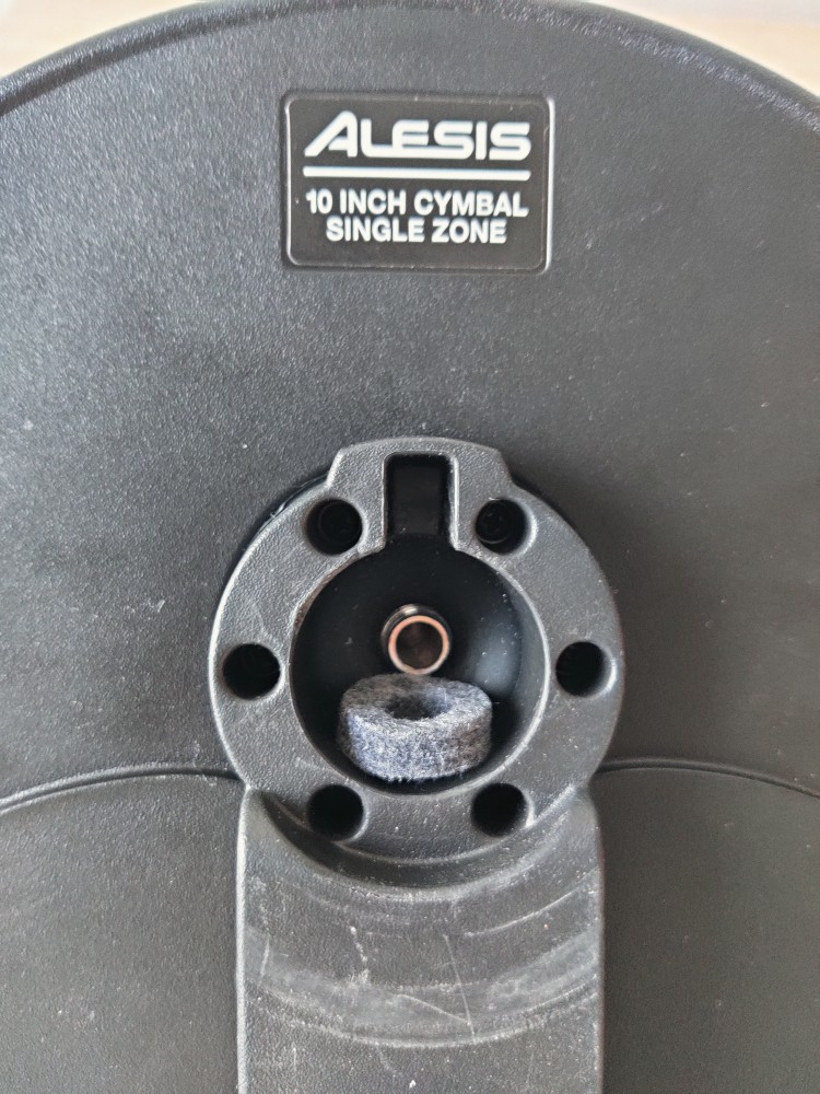 Felt washer placed below